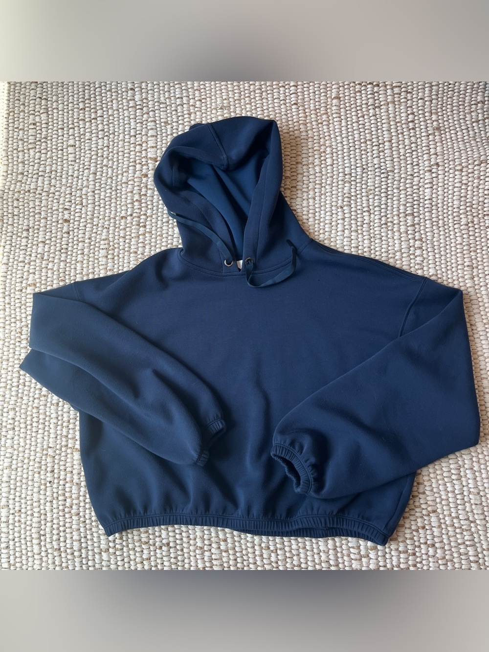 Spanx Air Essentials Cropped Hoodie Size Medium